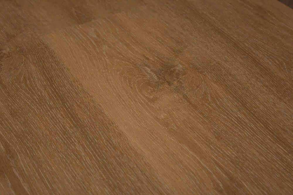 CLEARANCE LOT ENGLISH OAK BFCore  SPC FLOORING UKS19010  15 M²