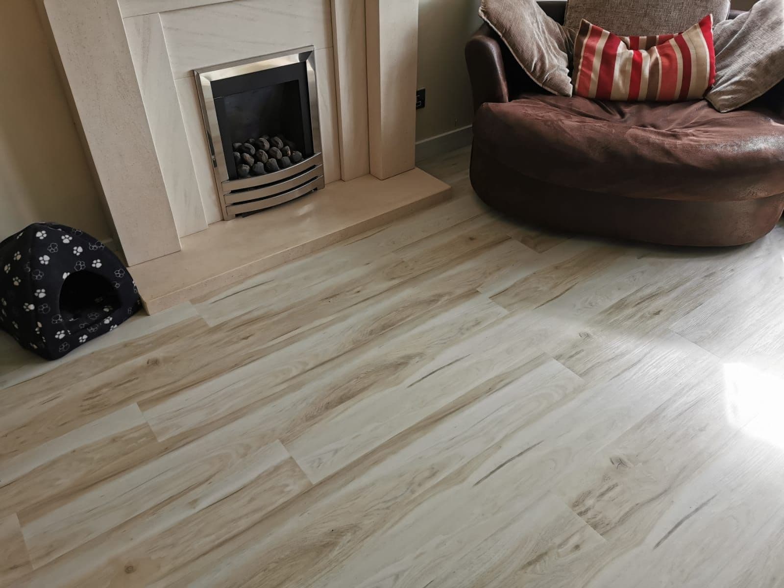 CLEARANCE LOT LIGHT PATTERNED ASH BFCore   SPC  FLOORING UKS19009   11m² to clear