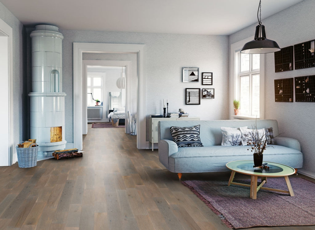 Farmhouse Oak Strata 18