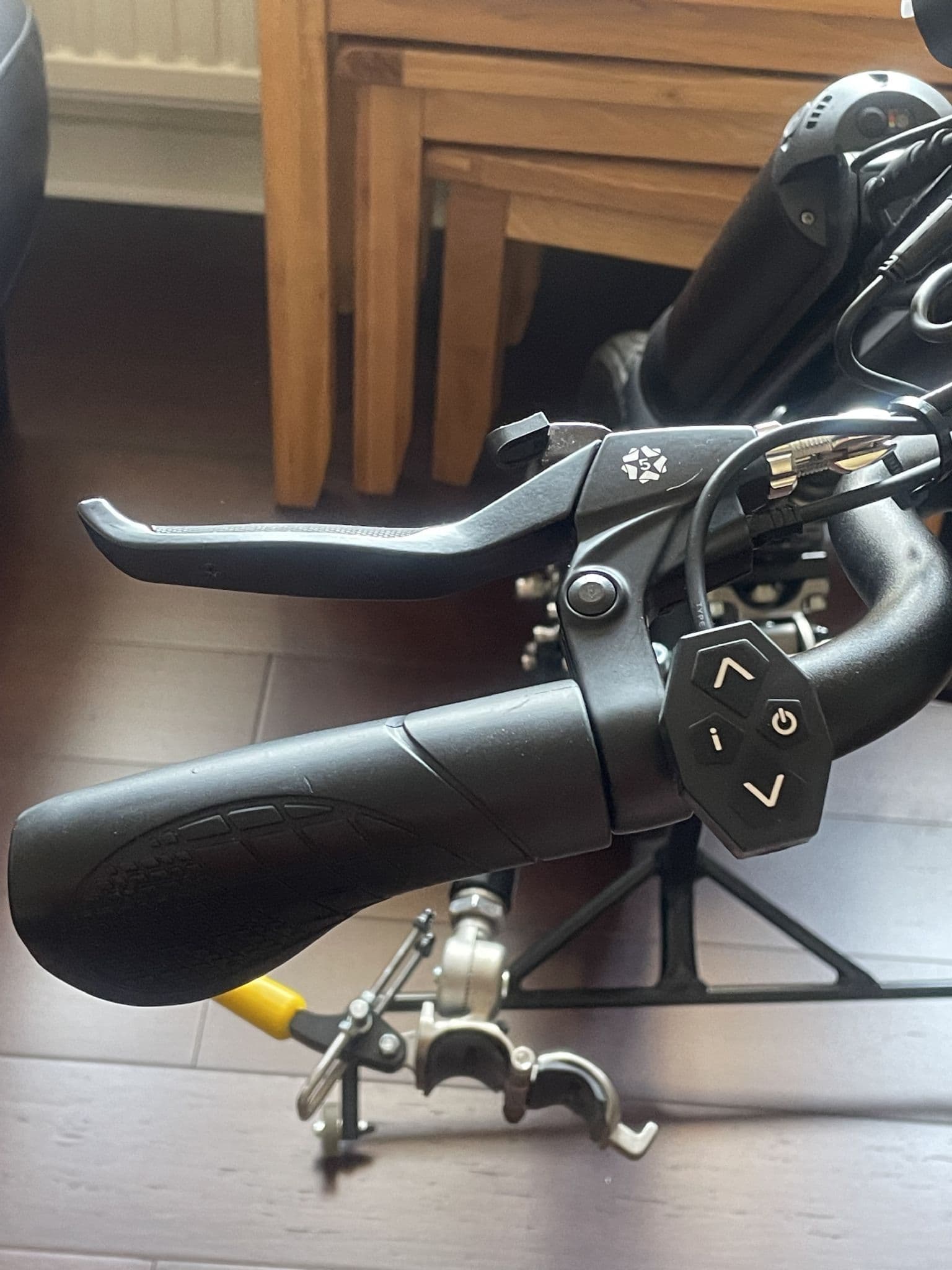 Rigid Frame Wheelchair Power Attachment