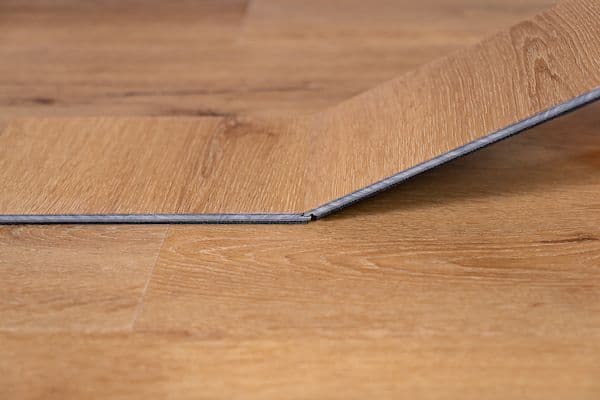 SPC DISTRESSED  OAK  BFCore   SPC  FLOORING UKS19003 SAMPLE